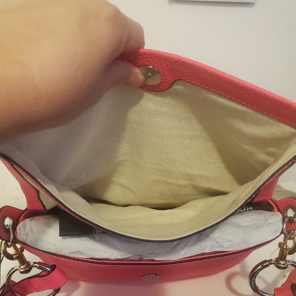 Vince Camuto BNWT Leather Neon Fuschia Handbag - Picture 4 of 14